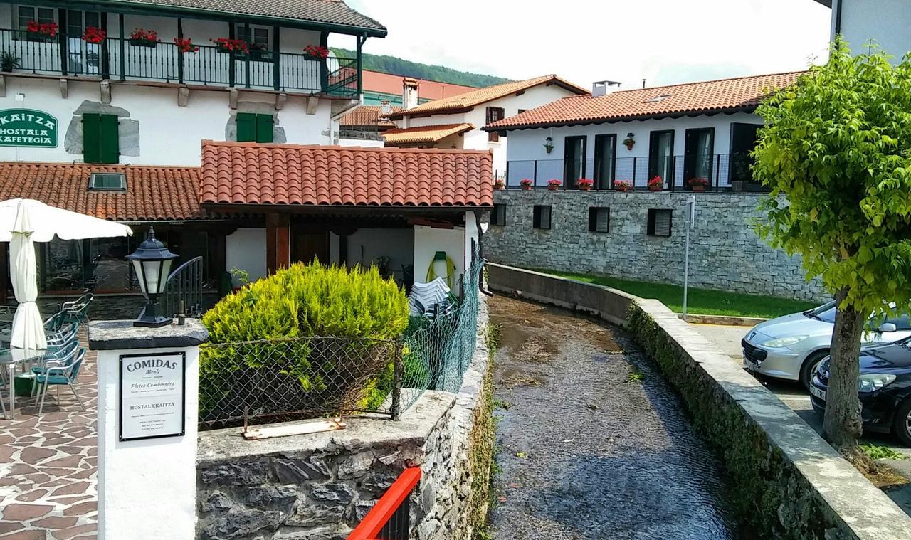 מלון לסאקה Hostal Ekaitza מראה חיצוני תמונה